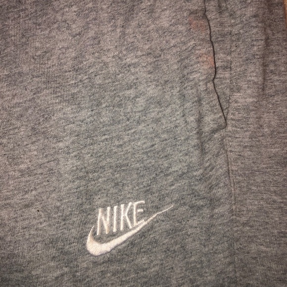 Nike Sweatpants - Picture 2 of 4